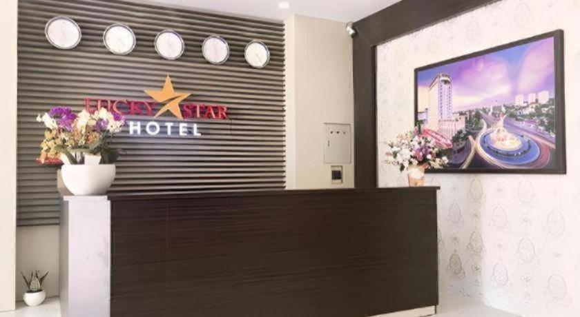 Lucky Star Hotel Buôn Ma Thuột Zewnętrze zdjęcie