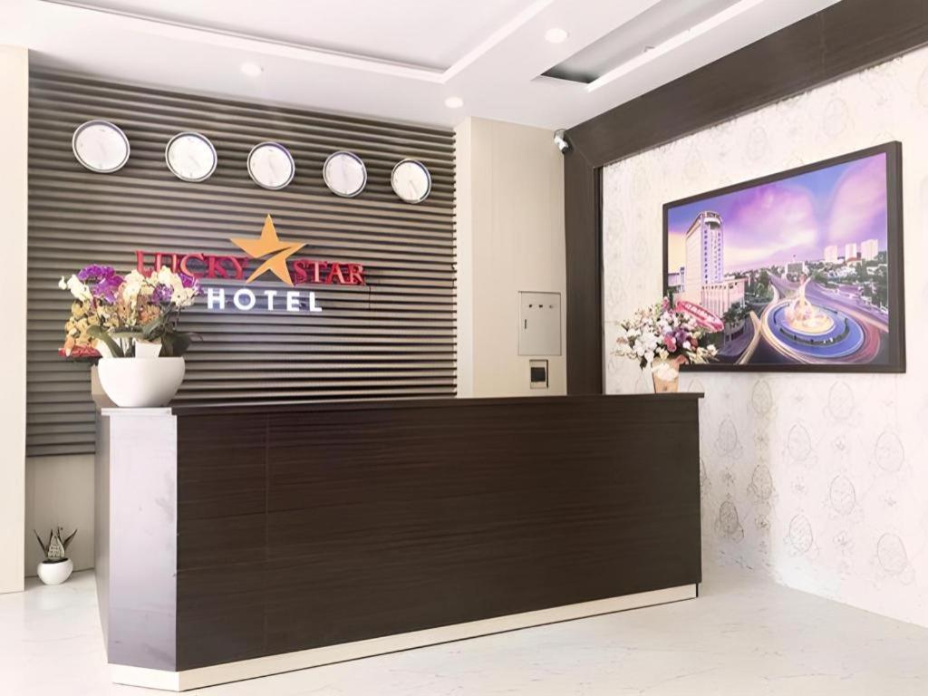 Lucky Star Hotel Buôn Ma Thuột Zewnętrze zdjęcie